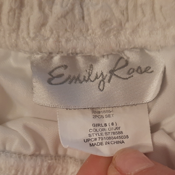 Old Navy/Emily Rose - Size 8 Top/Shorts - 2 Pc Set - Picture 9 of 9